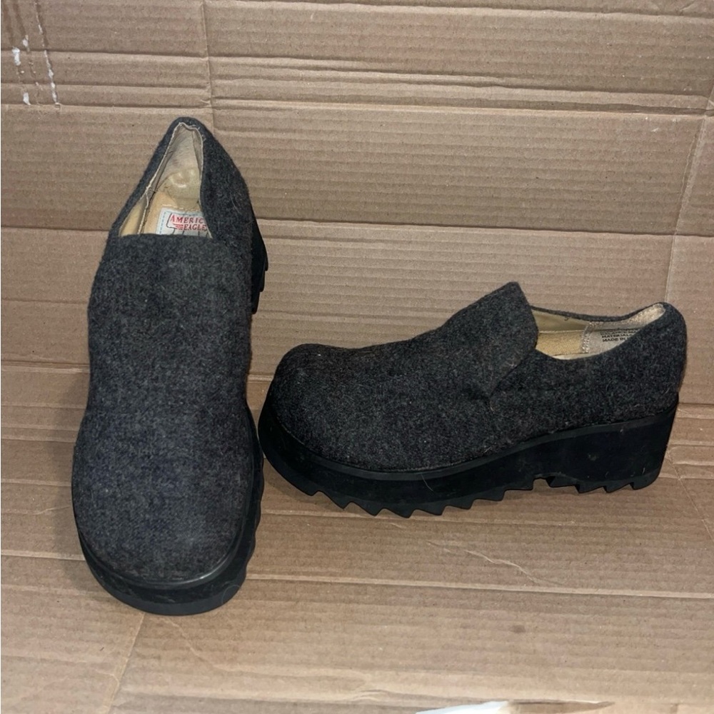 AMERICAN EAGLE  Platform Mary Jane Shoes 7  Wool Indie Punk y2k vintage